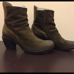 Like New Fly London Boots